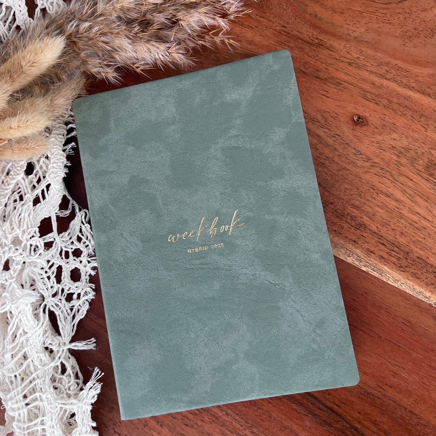 PREORDER • Weekbook Hybrid 2026 • B6 Size • Softcover Book Bound • Tomoe River Paper