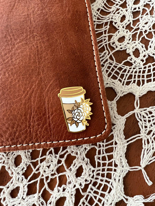 „Floral Coffee Cup“ Magnetic Enamel Pin