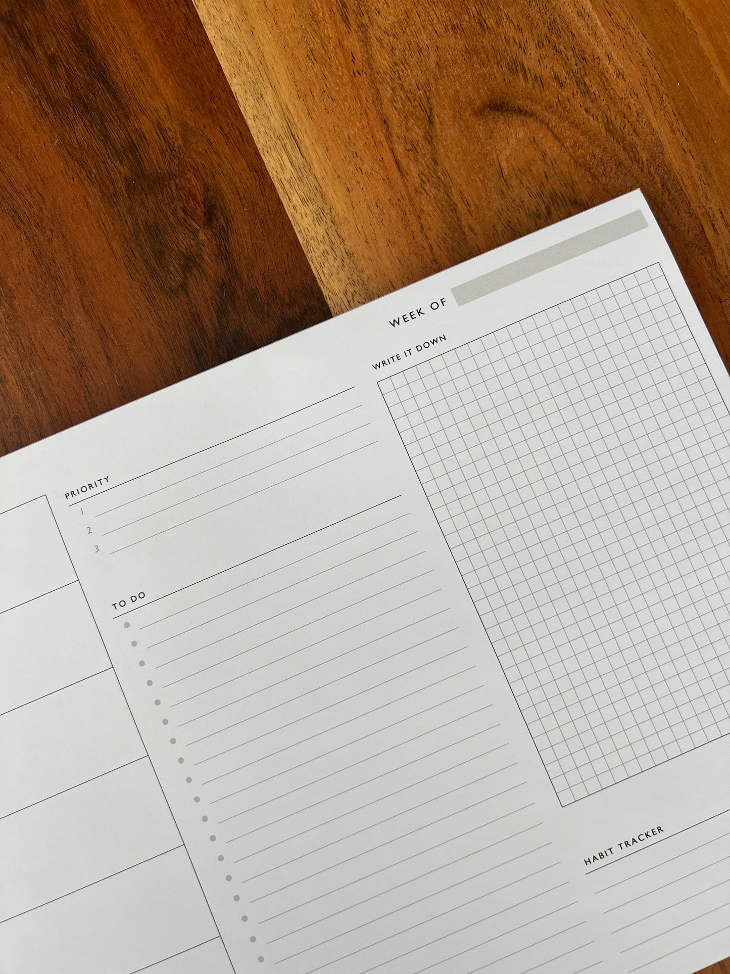 "the weekly planner" Undated Notepad • A4 size • 50 sheets