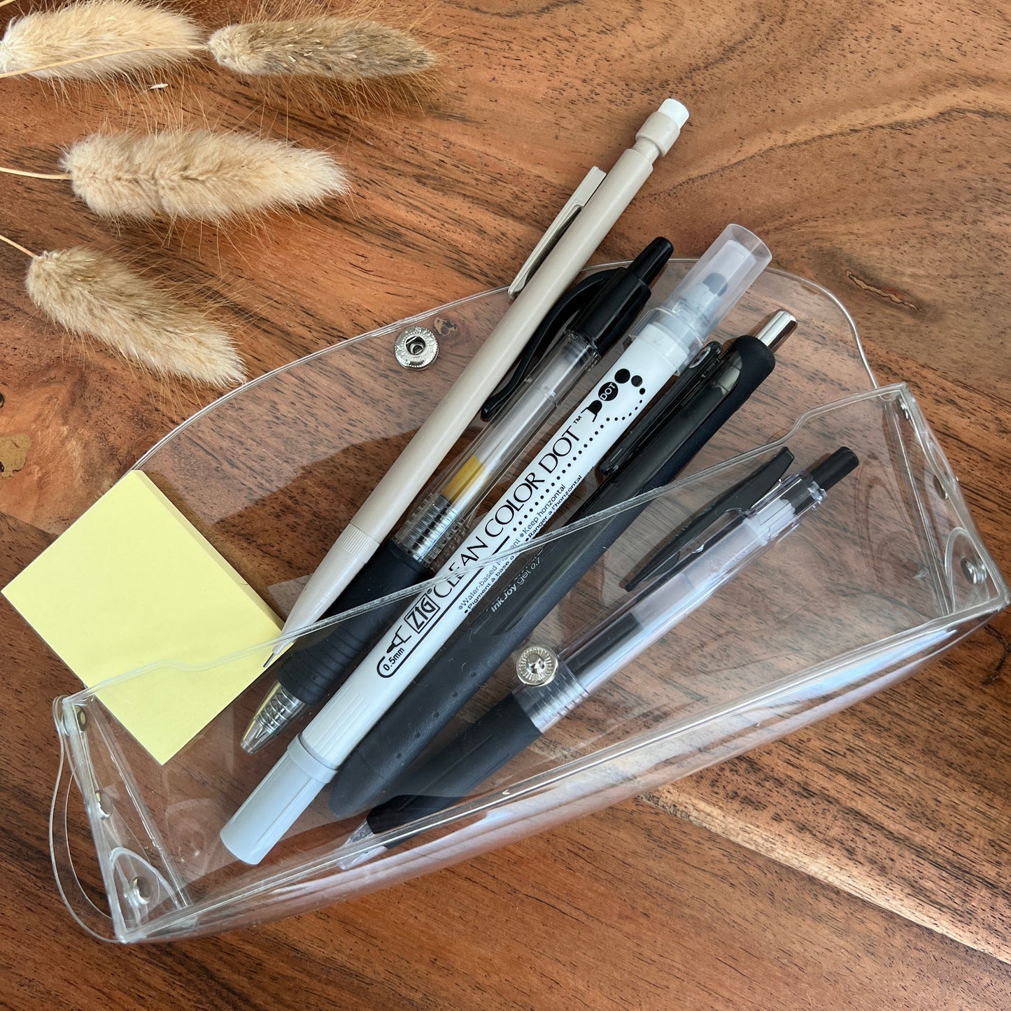 Transparente Stifttasche • Minimale Accessoires